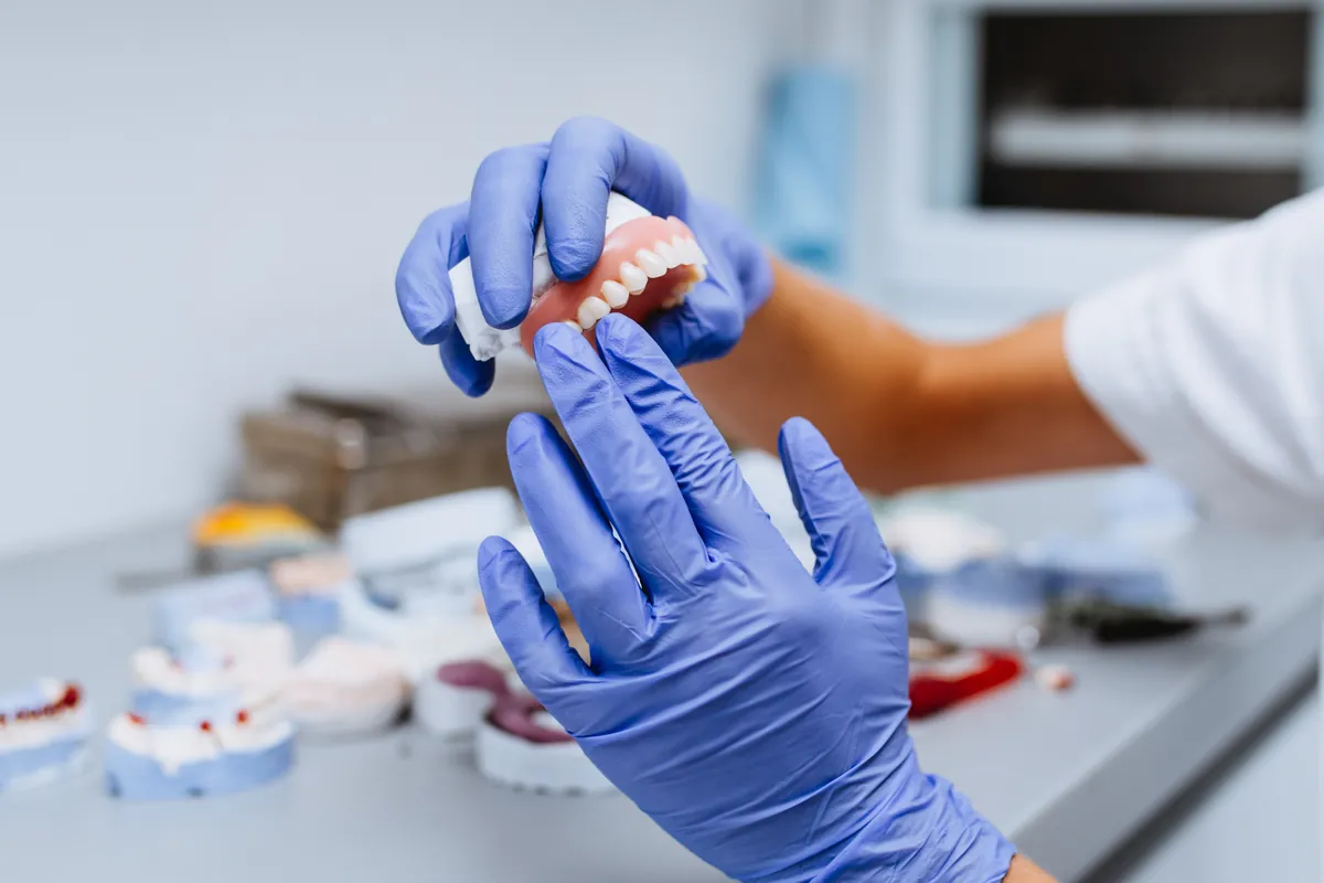 Proceso de creación de prótesis dental